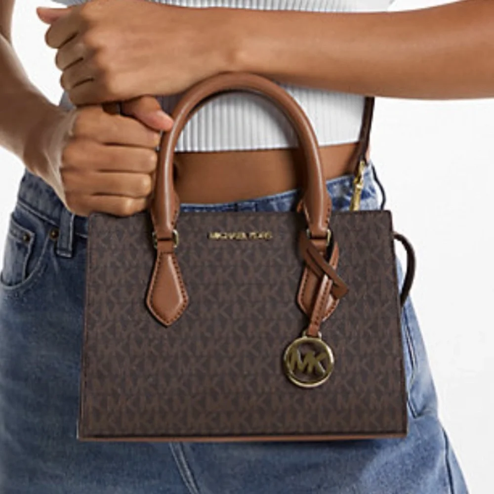 Michael Kors Small Sheila Satchel Crossbody
Bag Brown
NWT - Picture 4 of 16